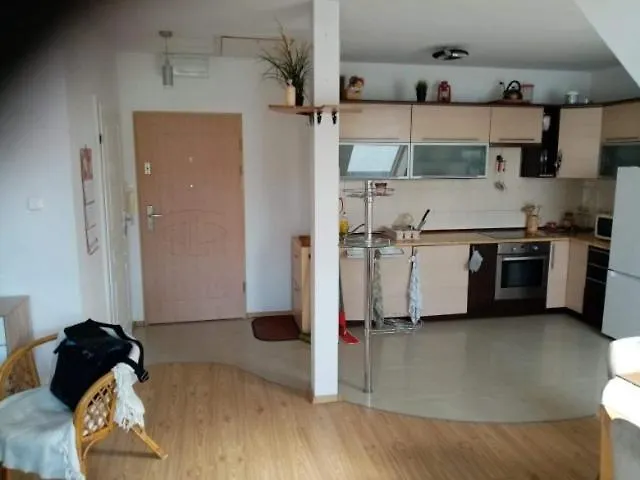 Appartement Jasne Sloneczne Mieszkanie Niedaleko Lotniska *